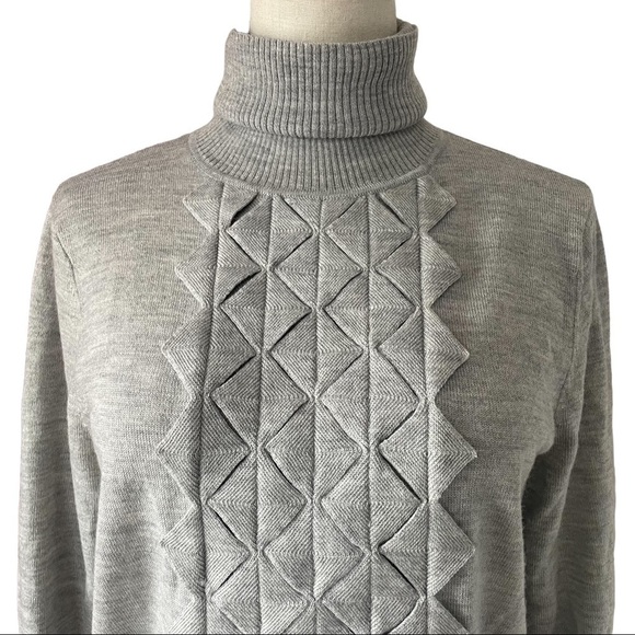 Diane Von Furstenberg DVF grey wool Diamond  pattern turtleneck sweater - Picture 2 of 8